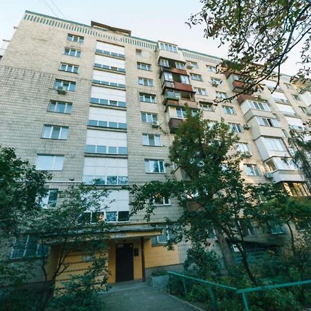 Квартира 1 Комнатная На Русановке Газ И Низкий Этаж Kijów Zewnętrze zdjęcie